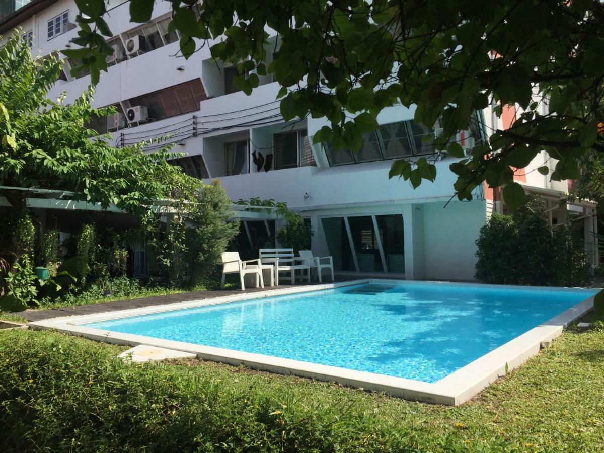 Vimala Residence (Adults Only) Bangkok Bagian luar foto