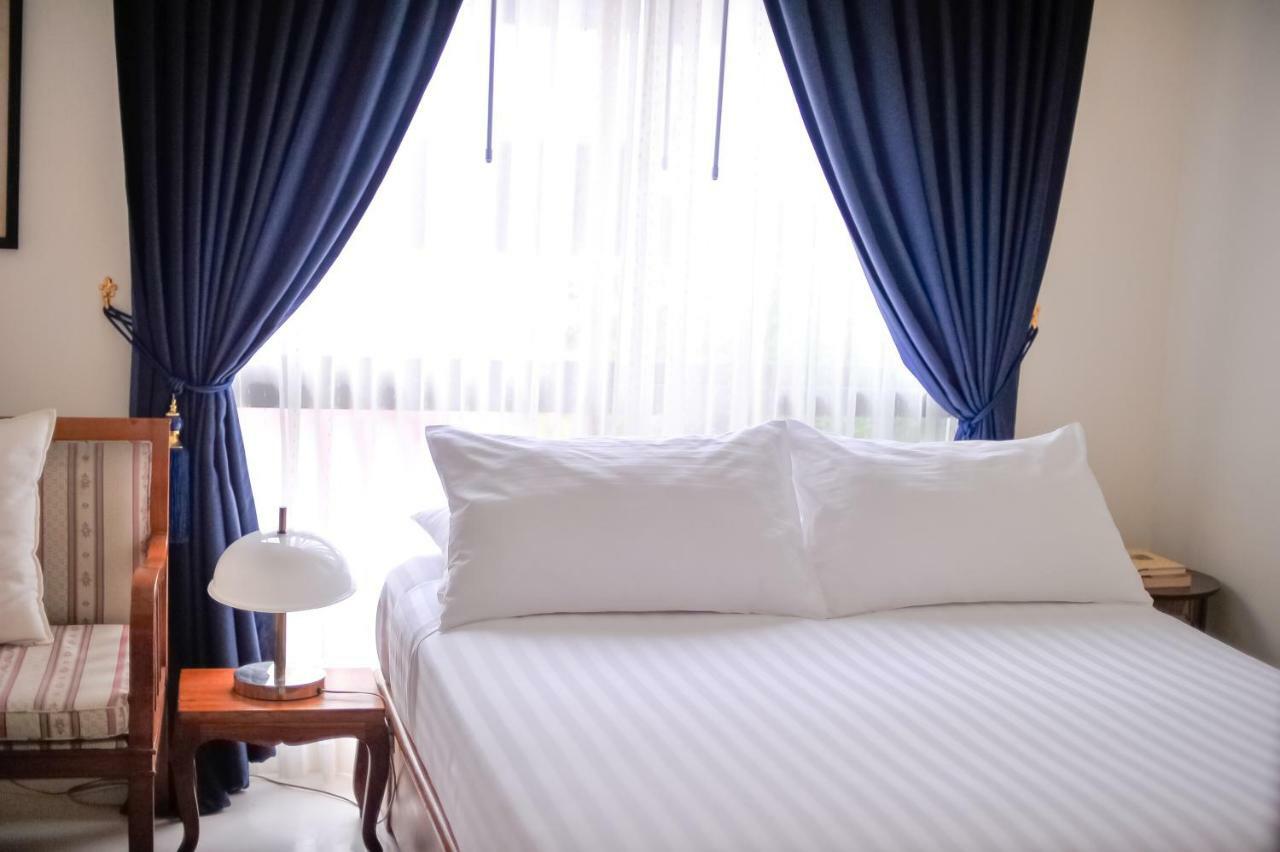 Vimala Residence (Adults Only) Bangkok Bagian luar foto
